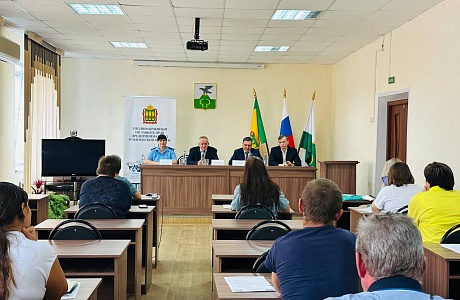 Визит Уполномоченного по защите прав предпринимателей Михаила Лисина в Тамалинский район
